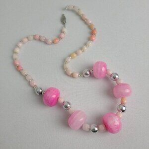 VINTAGE Pink Cotton Candy Quartz Beaded Necklace